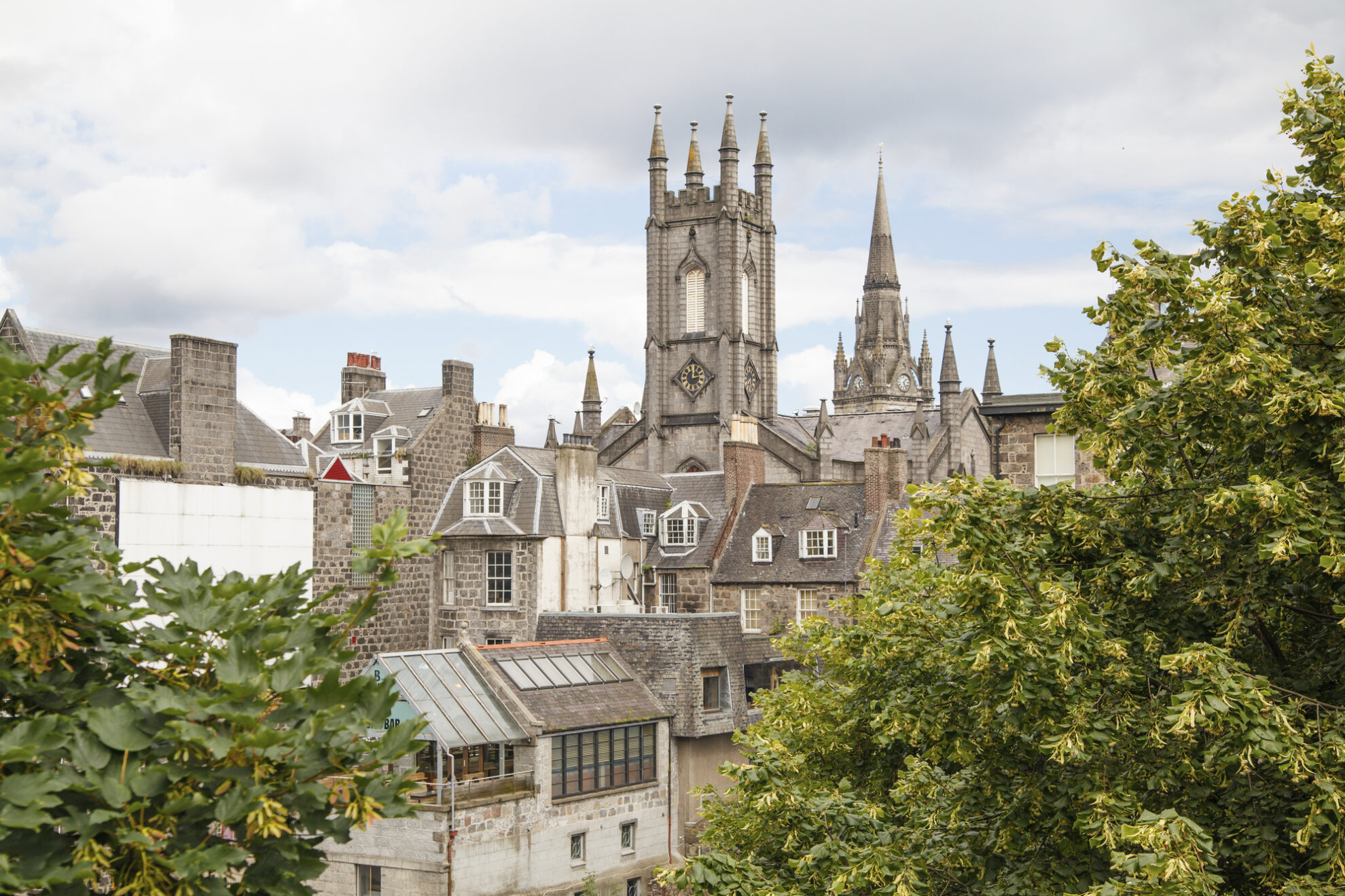 Über den Dächern von Aberdeen, Schottland