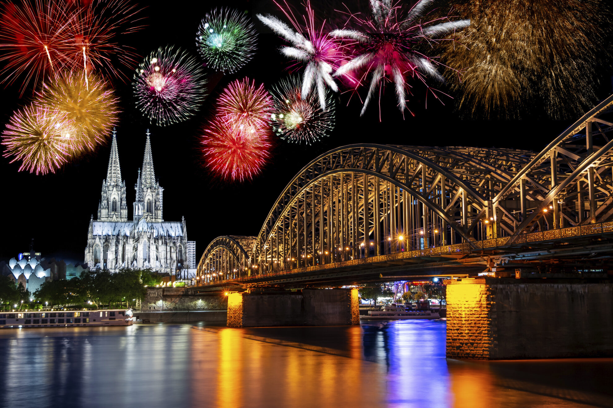 Köln, Rhein in Flammen