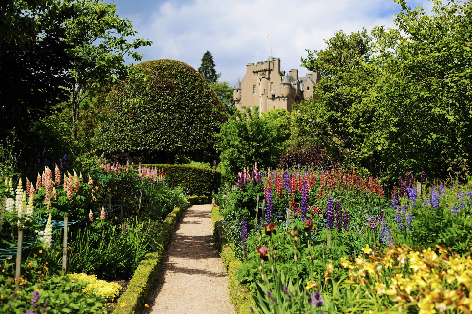 Aberdeen, Crathes Castle mit Gärten
