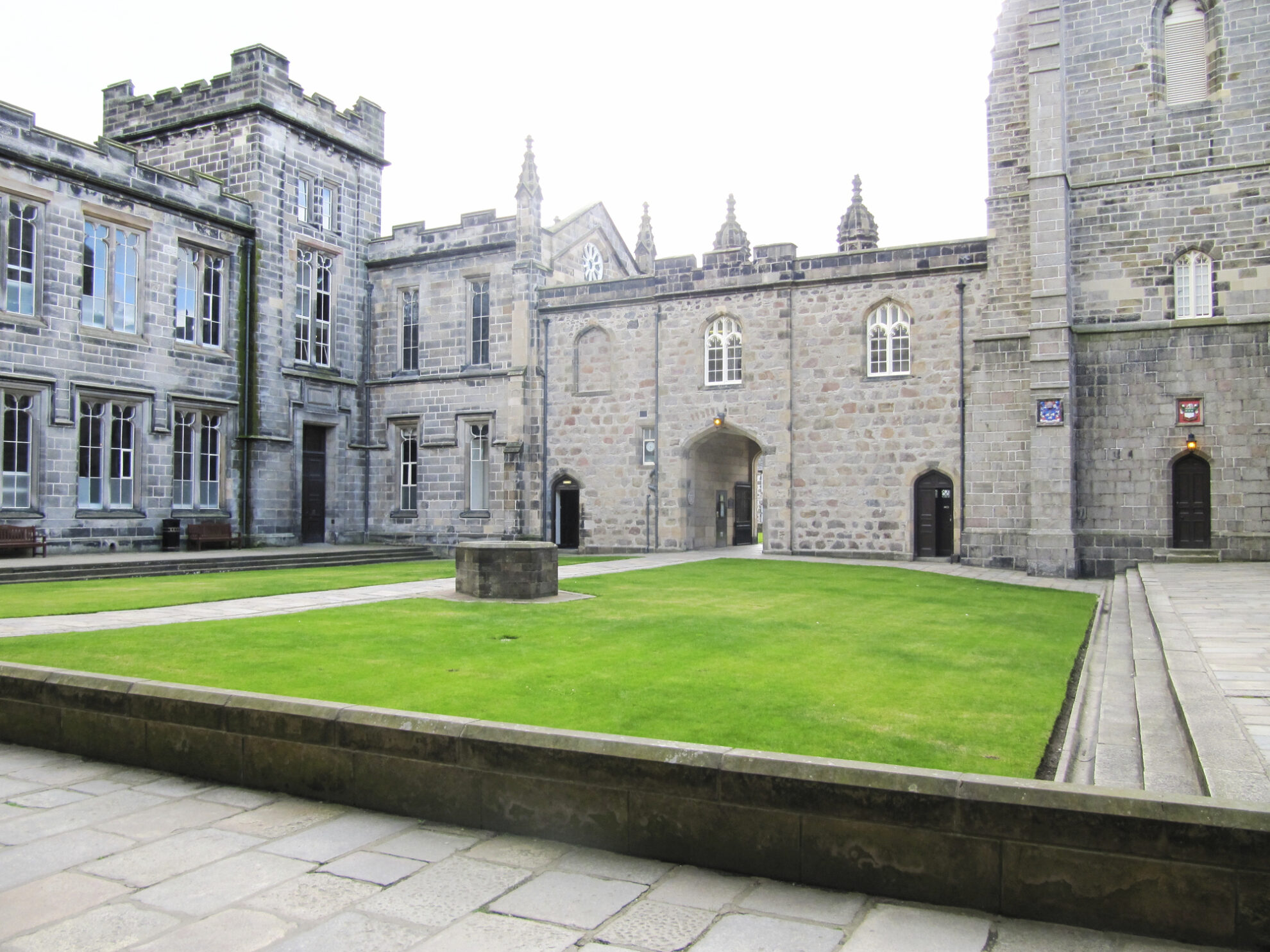 Aberdeen, Altstadt