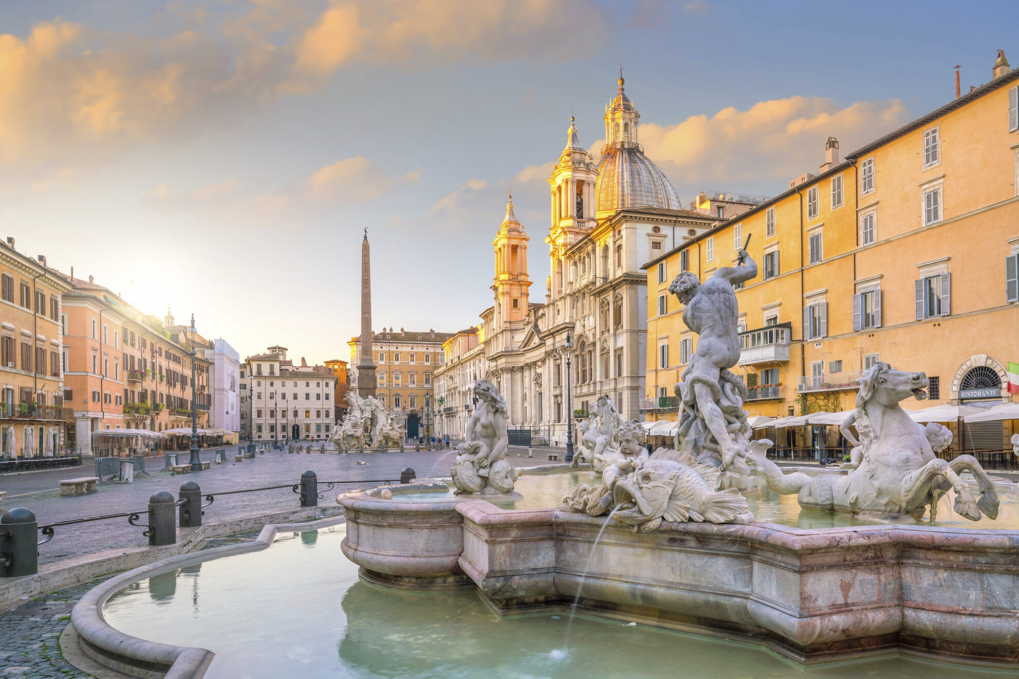 Rom, Piazza Savona