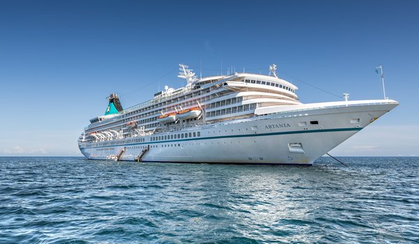 phx art aussen schiff totale 073 skagen reede artania jpg detail
