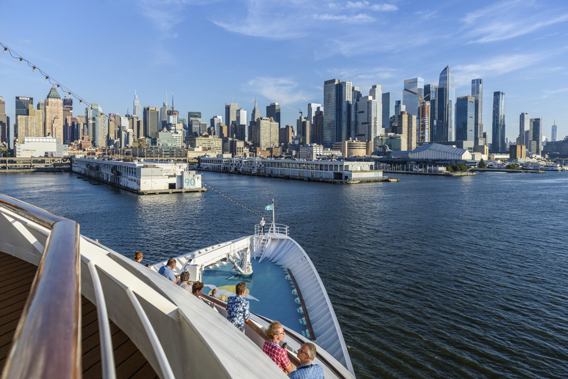 MS Amera vor New York