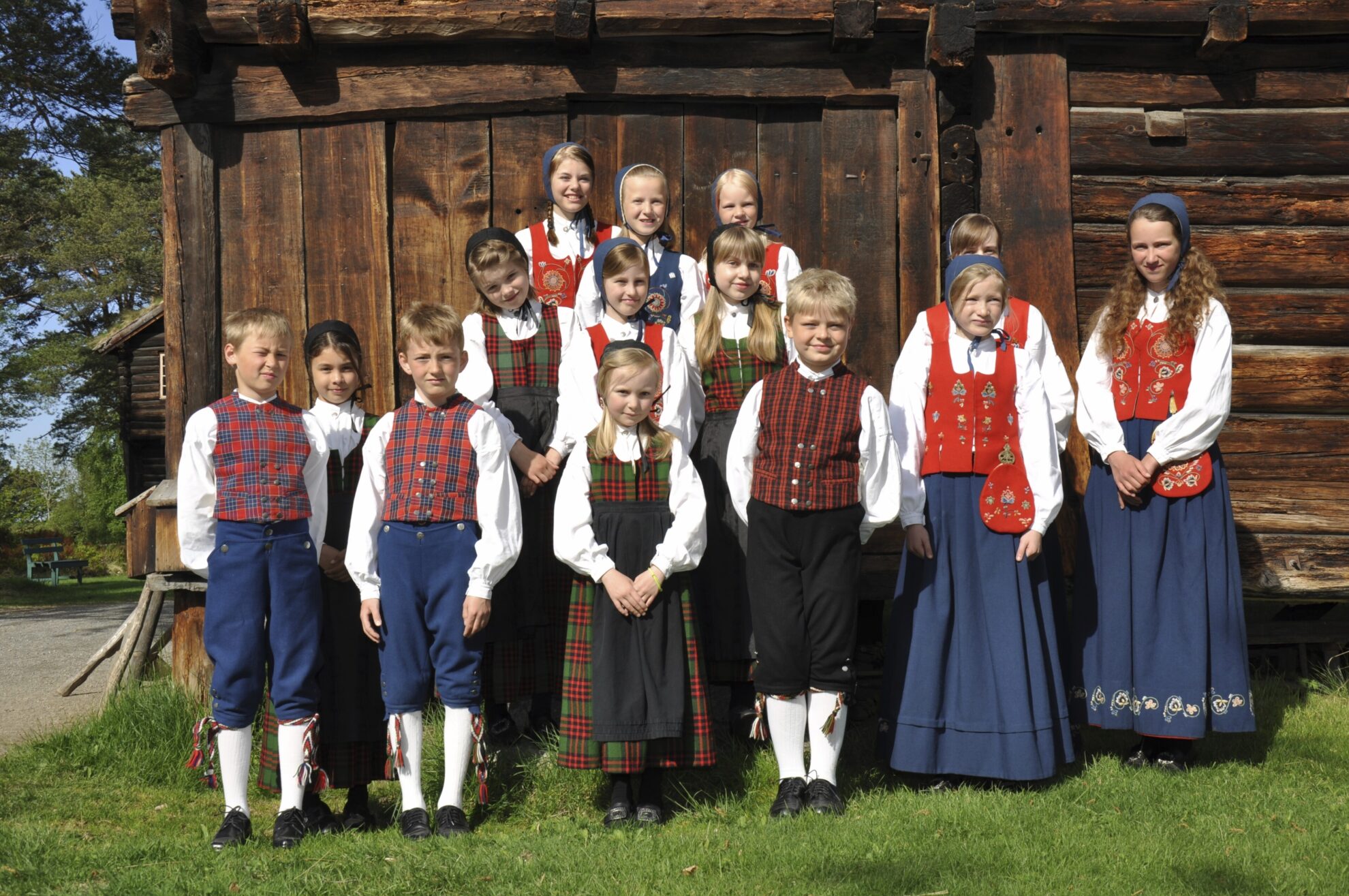 phx krainz norwegen molde menschen kinder tacht molde 21246jpg 3673291