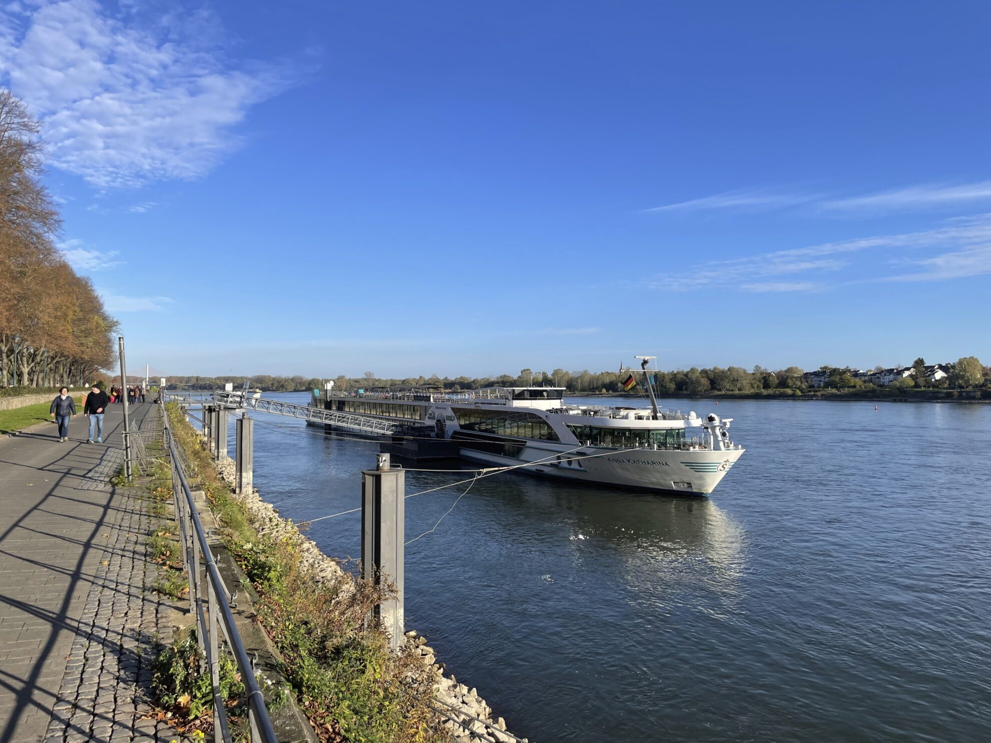 phx saar aka aussen an pier totale deutschland bonn rheinufer promenadejpeg 3714870