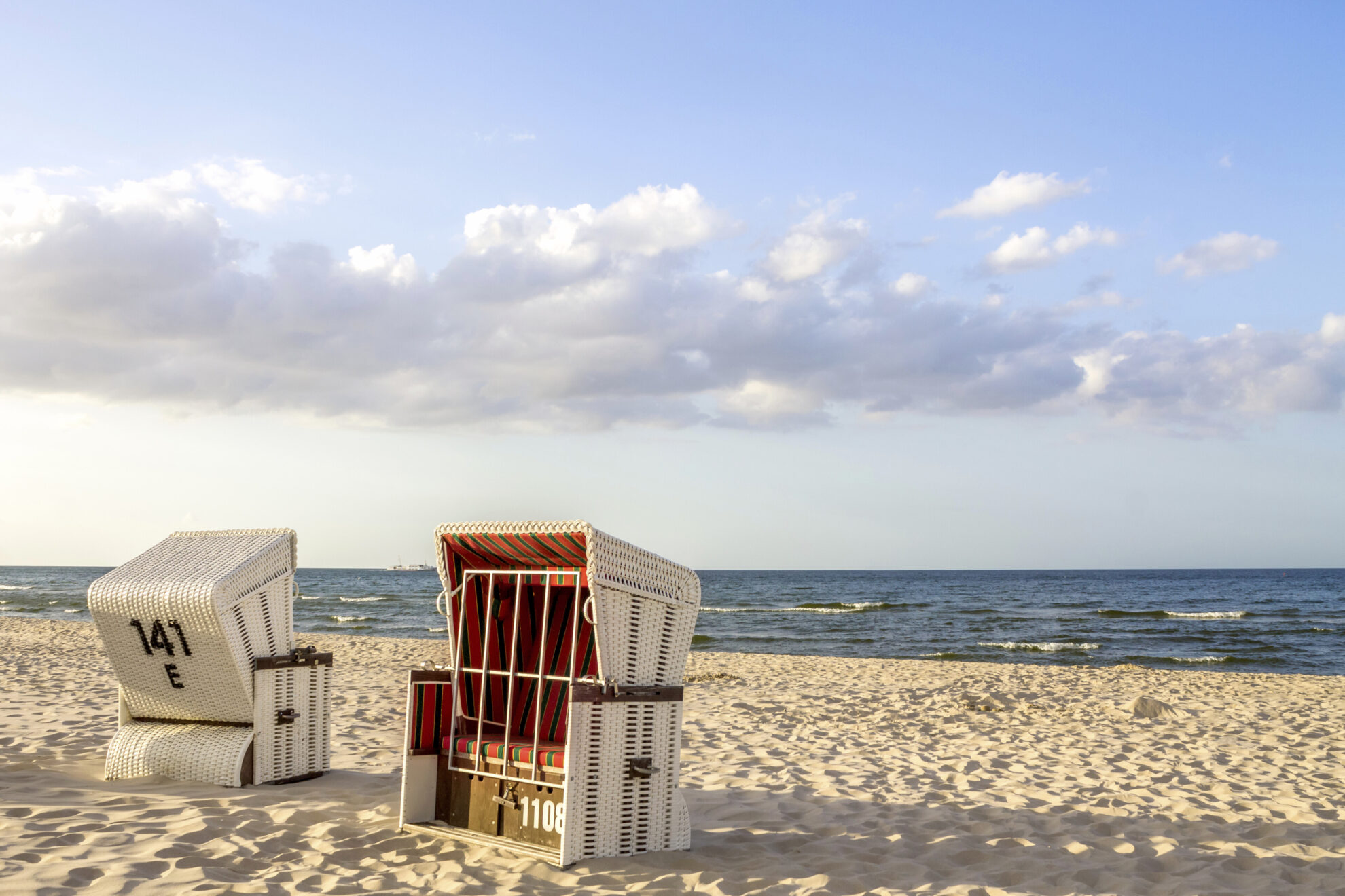 shutterstock 1047954331 deutschland heringsdorf strand strandkoerbejpg 3695310