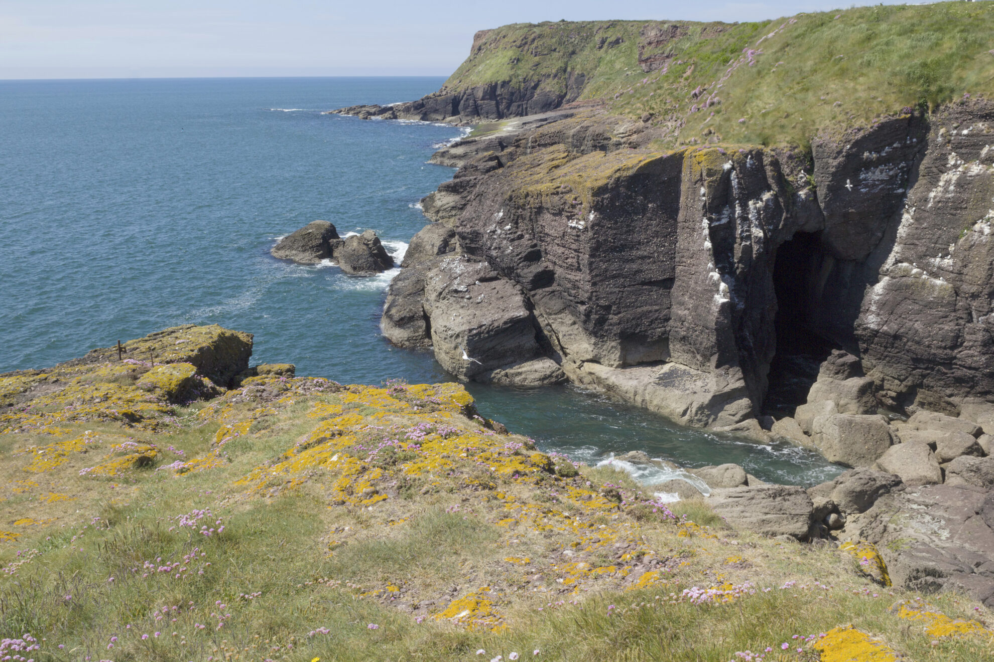Klippen in Dunmore East, Irland