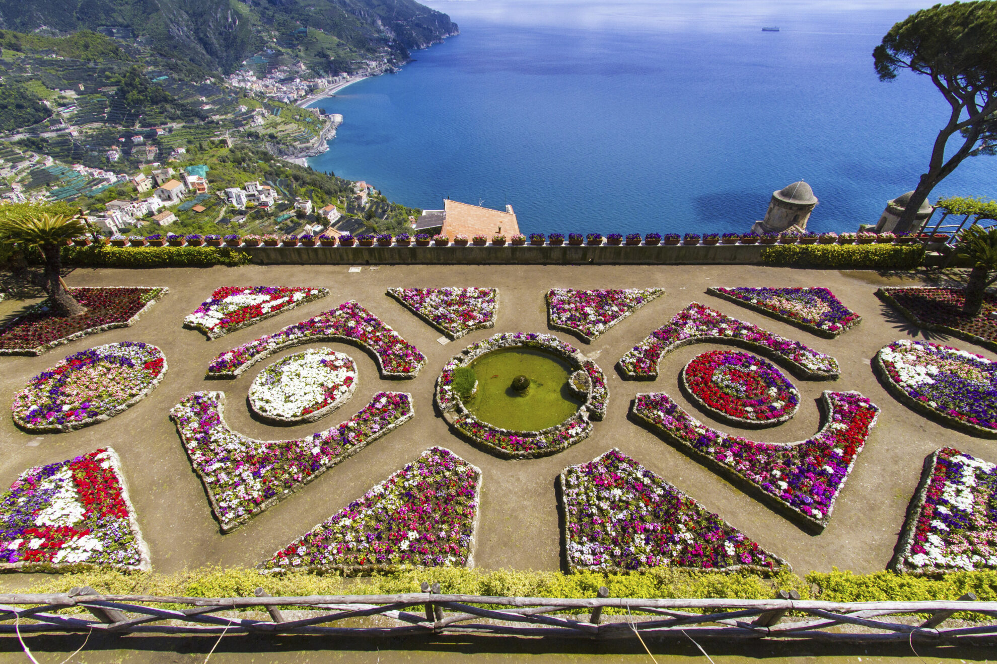 shutterstock 141179974 italien ravello villa rufolojpg 3652054