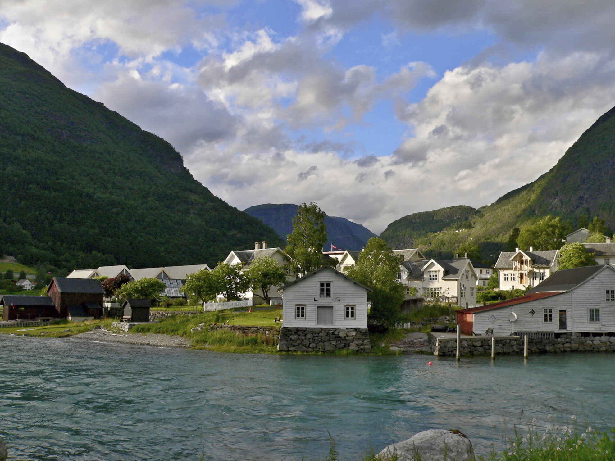 Das kleine Dorf Skjolden, Norwegen