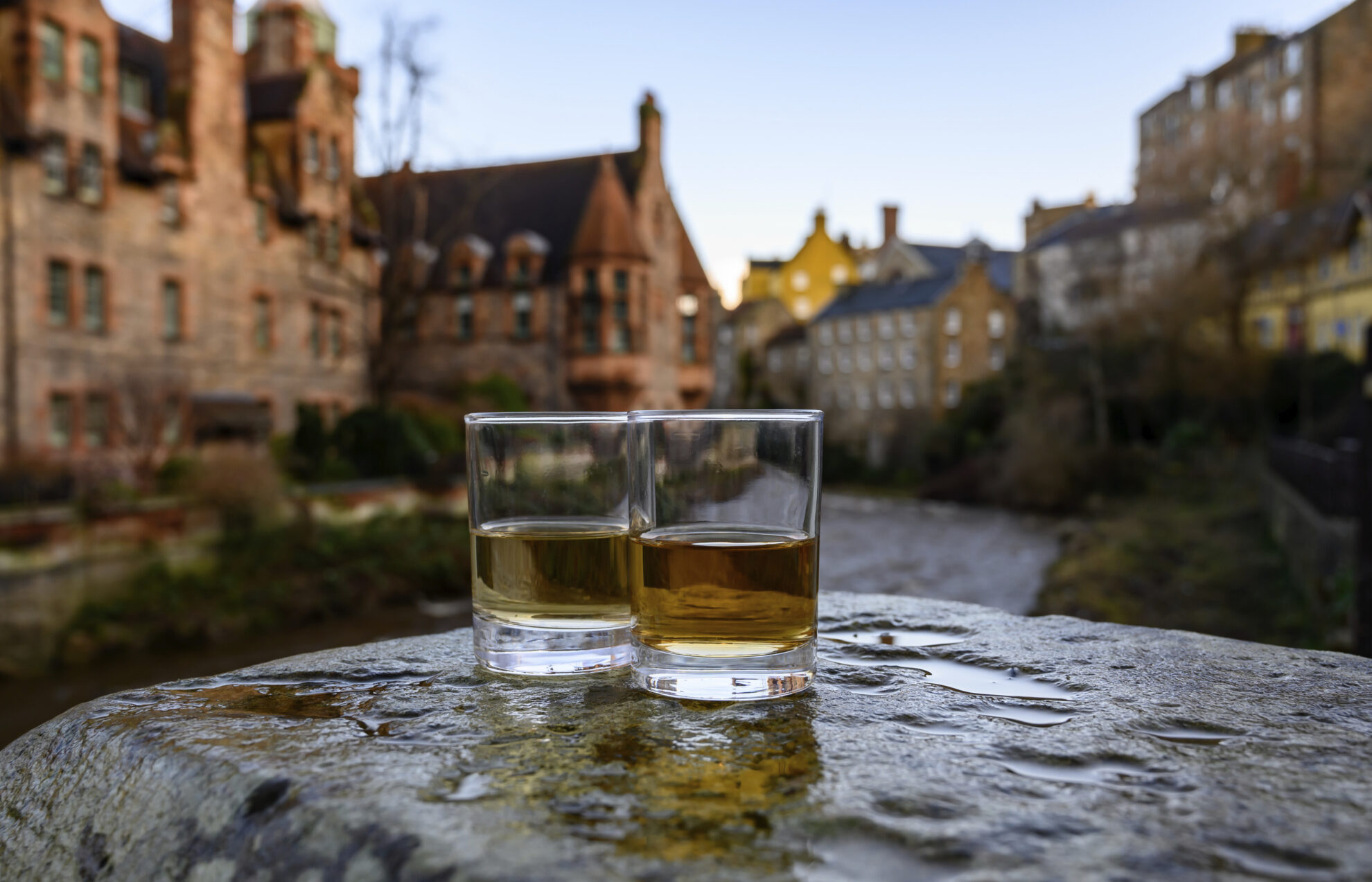 shutterstock 1616537248 schottland lebensmittel getraenke whiskeyjpg 3714639