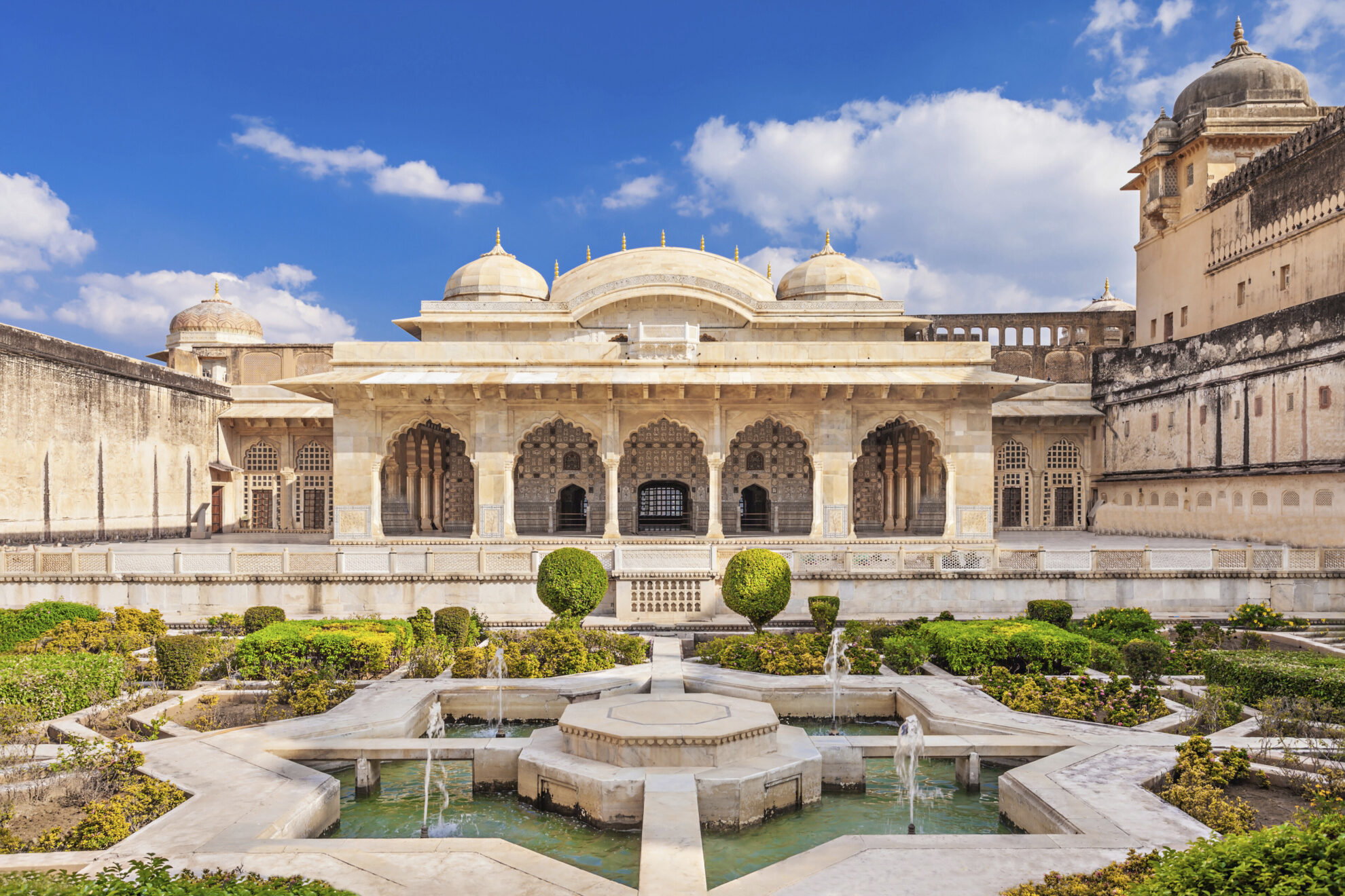 shutterstock 209365279 indien jaipur fort amber innenjpg 3676528