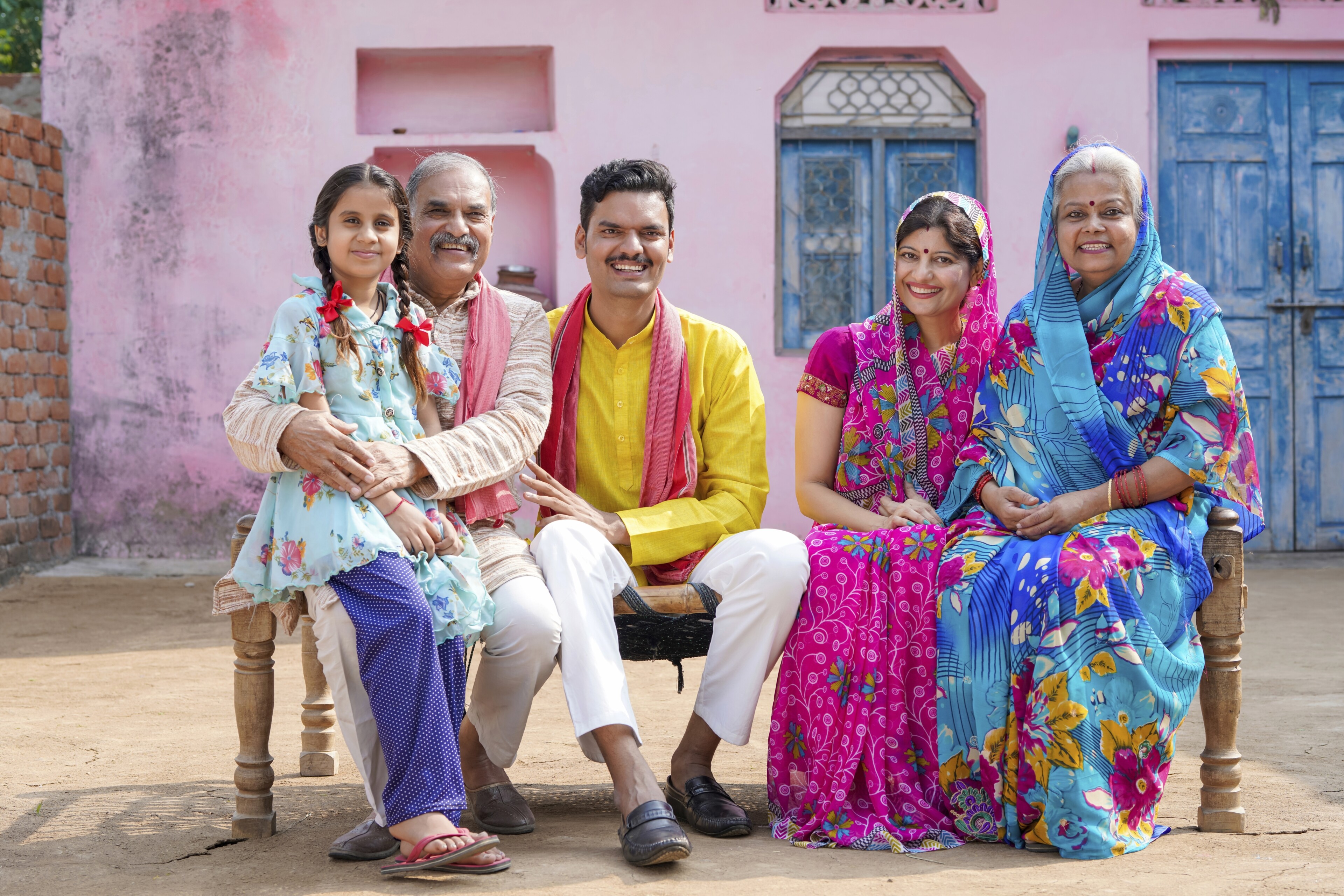 shutterstock 2235965623 indien menschen familie traditionjpg 3840187