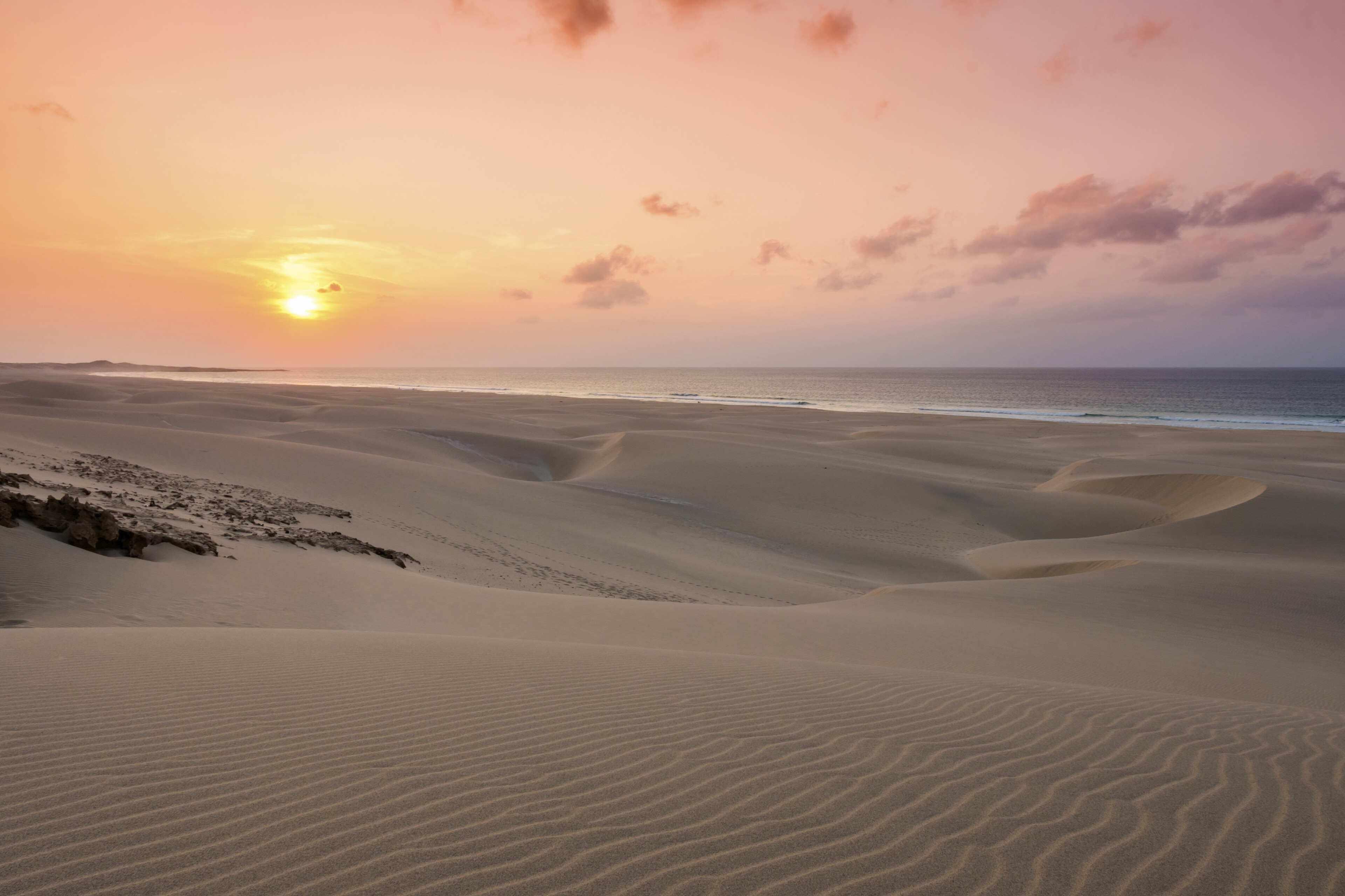 Sonnenuntergang über den Dünen von Boa Vista, Kap Verden