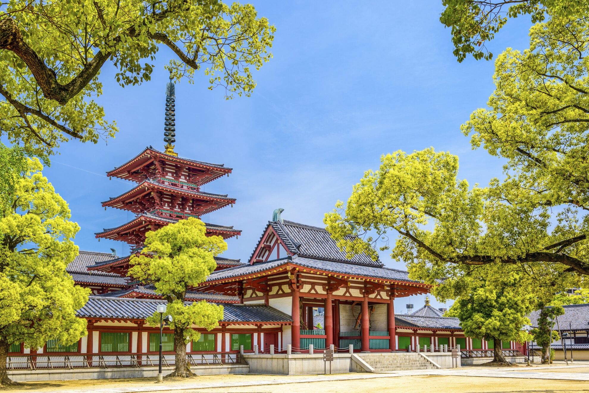 shutterstock 366174713 japan osaka shitennoji tempeljpg 3662999