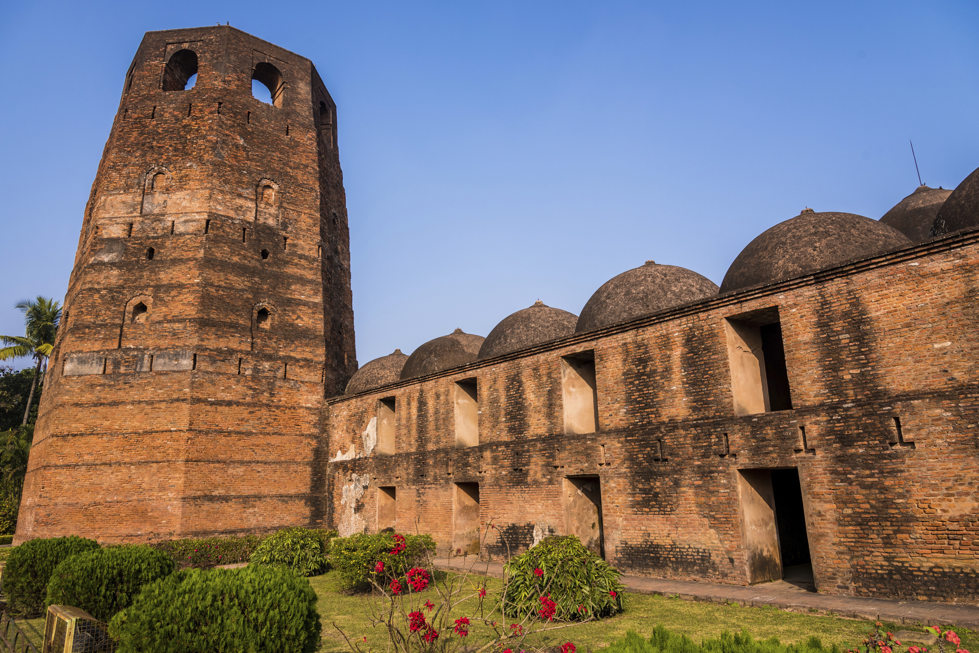 shutterstock 382315831 indien murshidabad katra moscheejpg 3654296