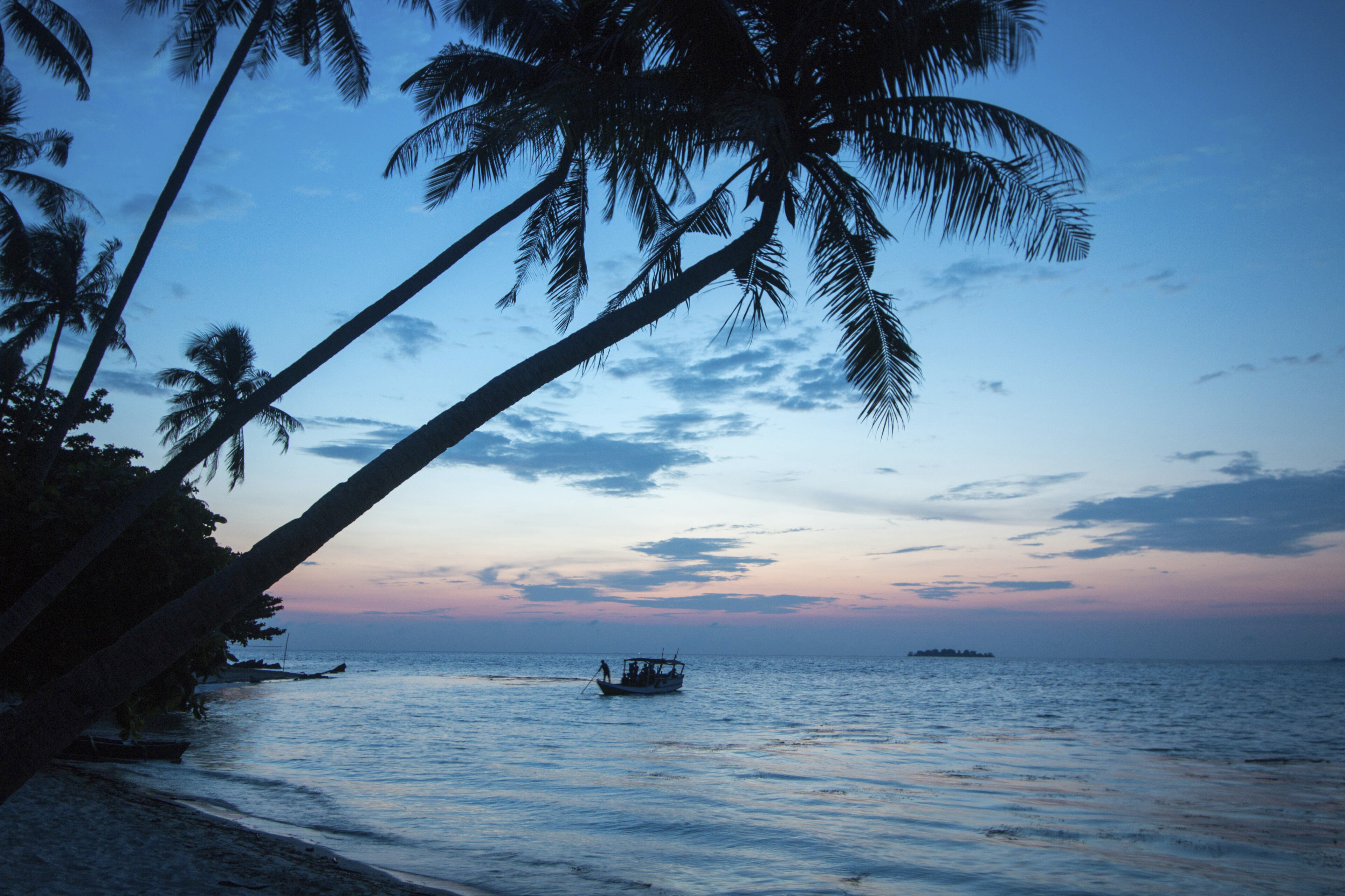 shutterstock 393890833 indonesien karimunjawa inseln sonnuntergangjpg 3655838