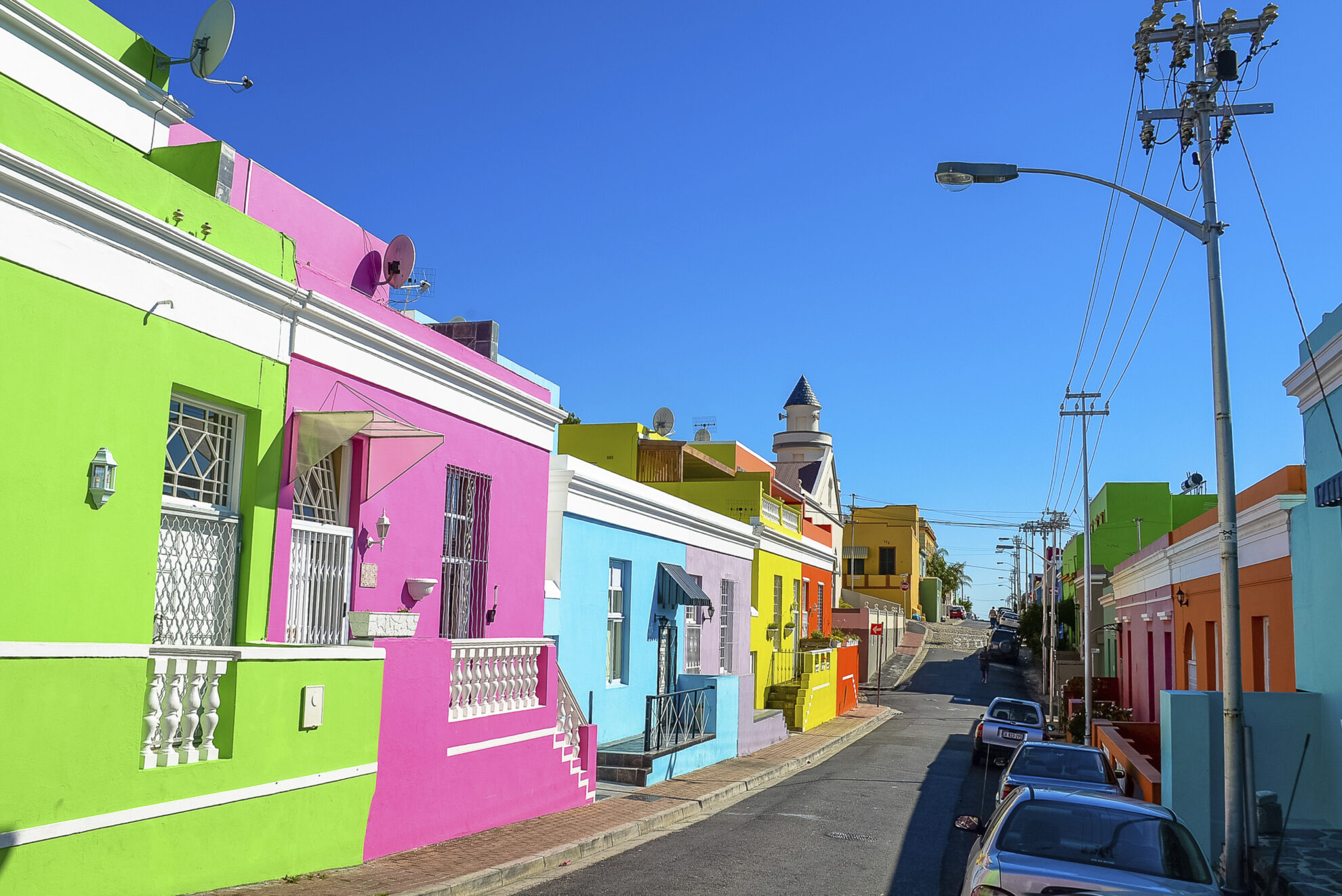 Leuchtend bunte Häuser in Bo-Kaap, Kapstadt, Südafrika