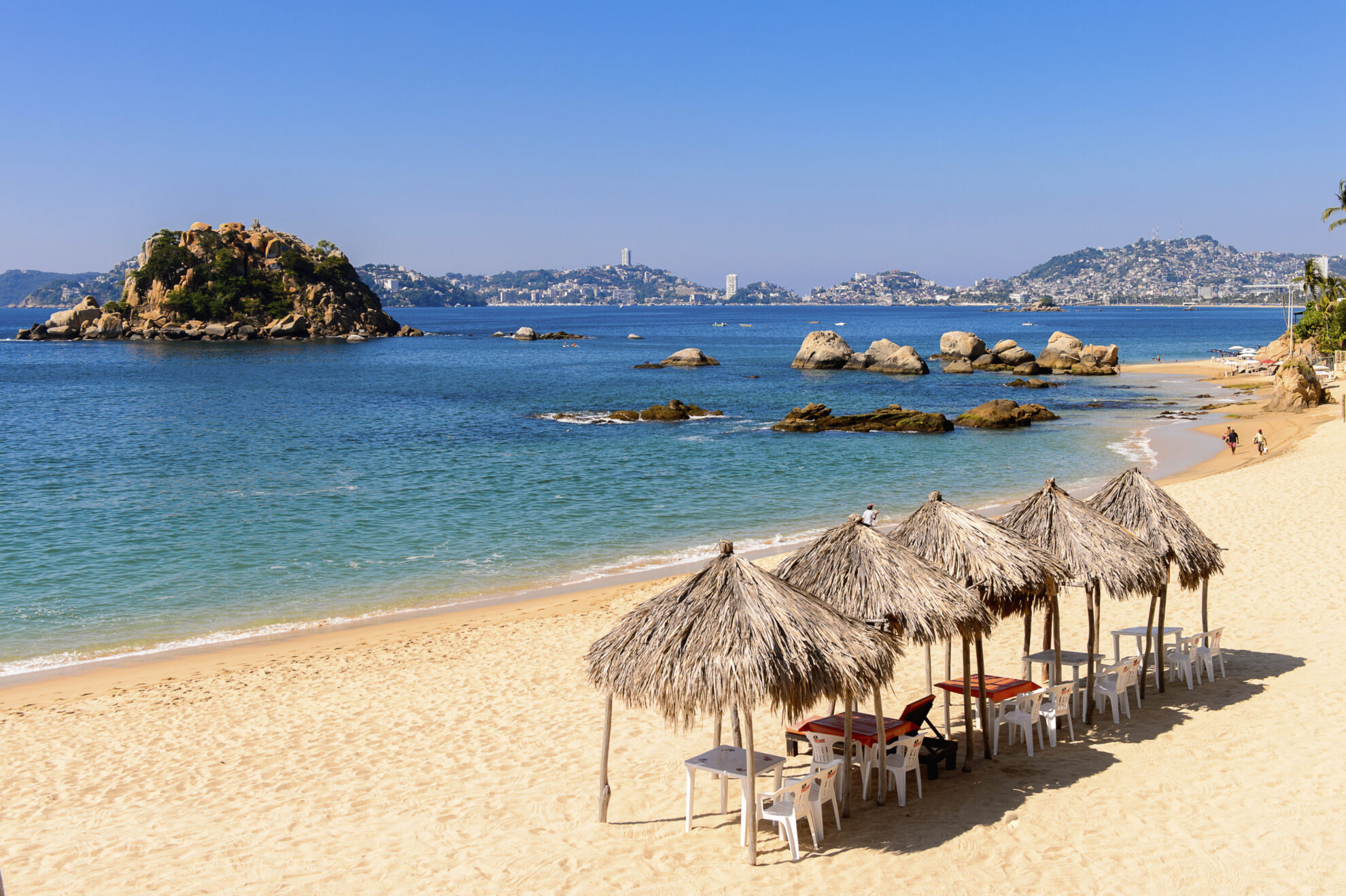 shutterstock 525781381 mexiko acapulco strand meer pazifische kuestejpg 3665226