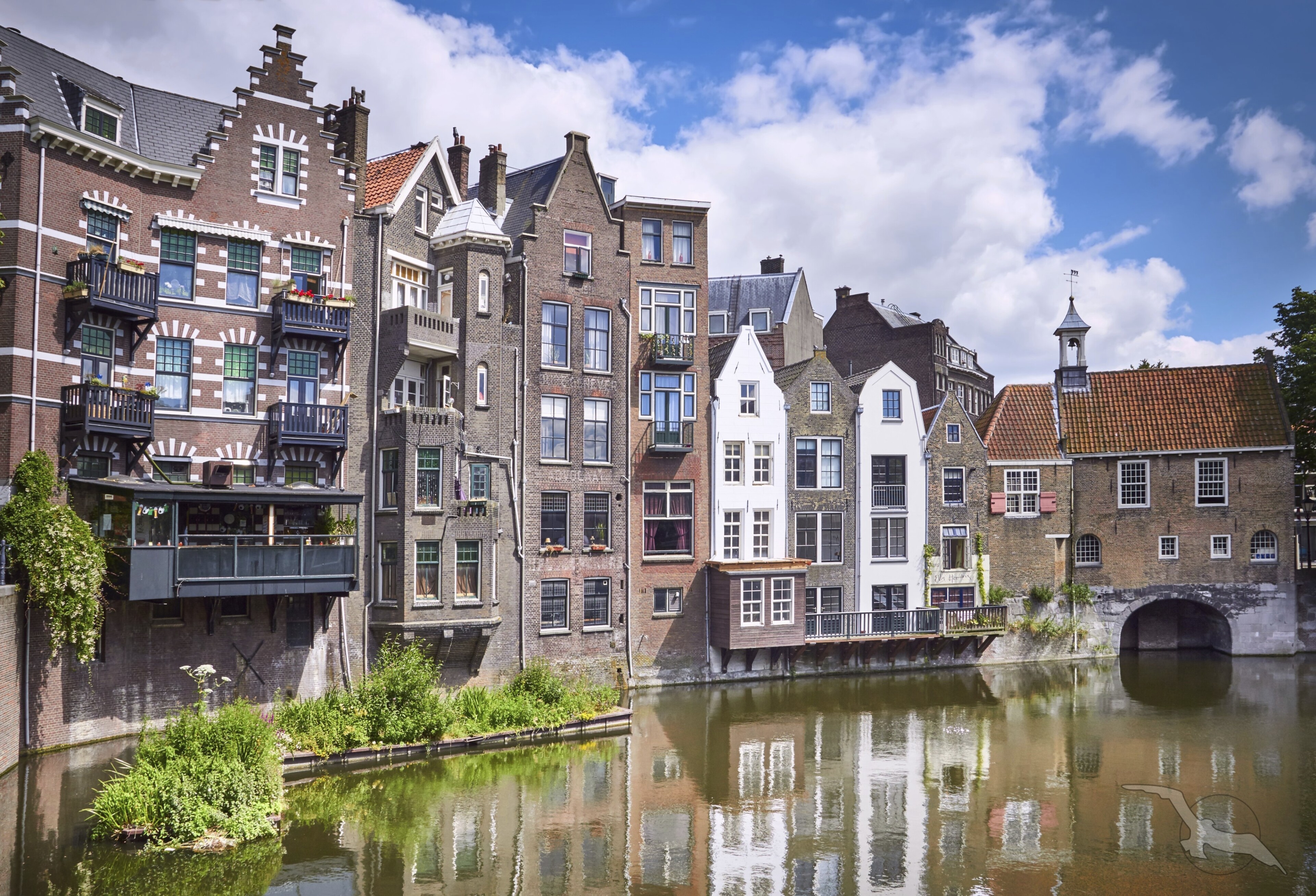 shutterstock 553798360 niederlande rotterdam delfshaven altstadtjpg 3663543