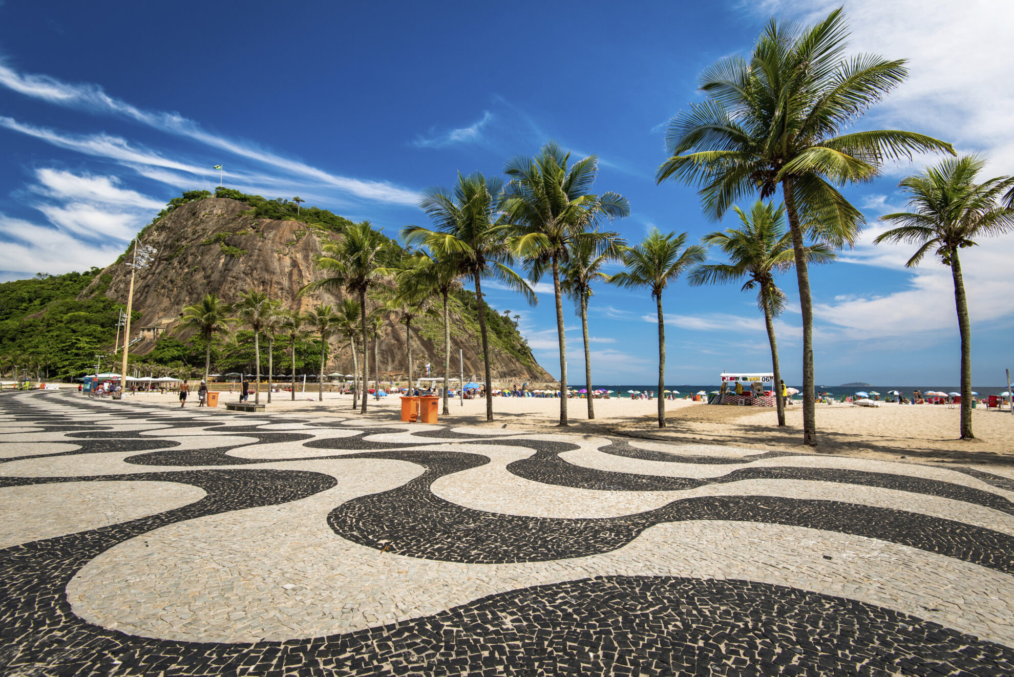 shutterstock 573162853 brasilien rio de janeiro copacabana strand promenadejpg 3673569