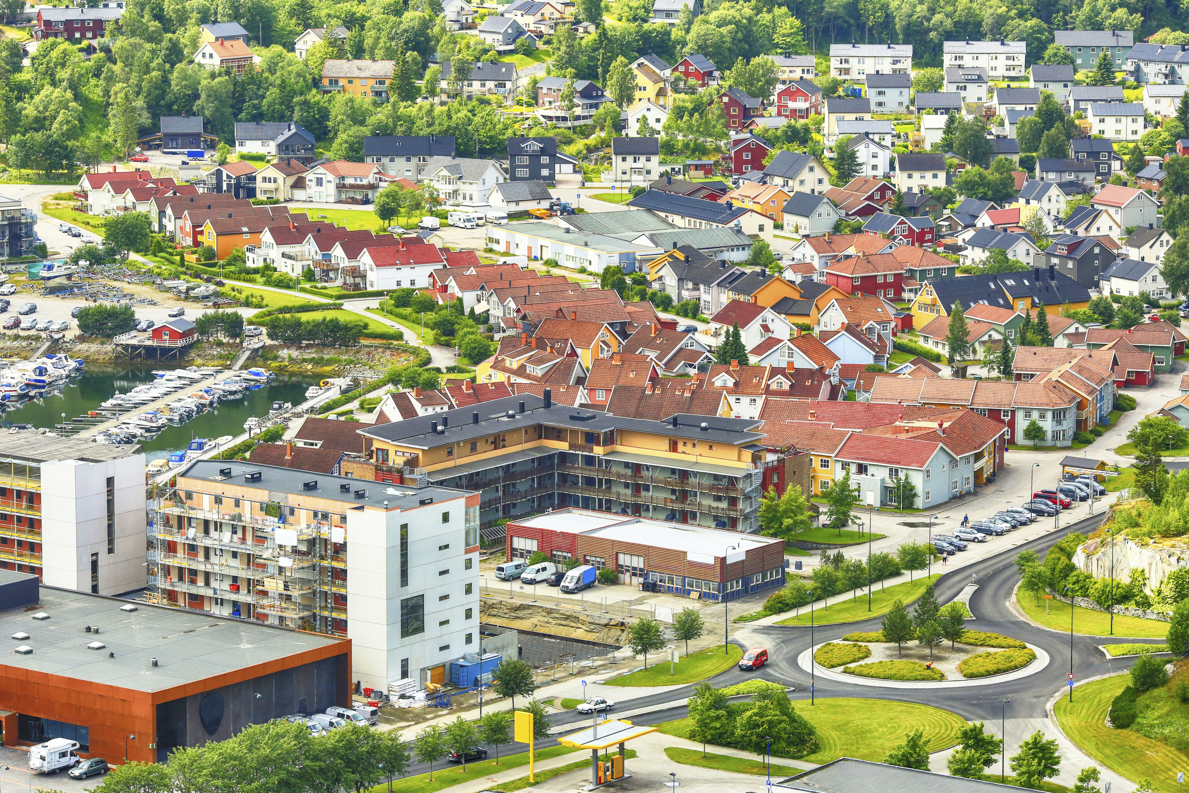 shutterstock 656944099 norwegen namsos haeuser luftansichtjpg 3668226
