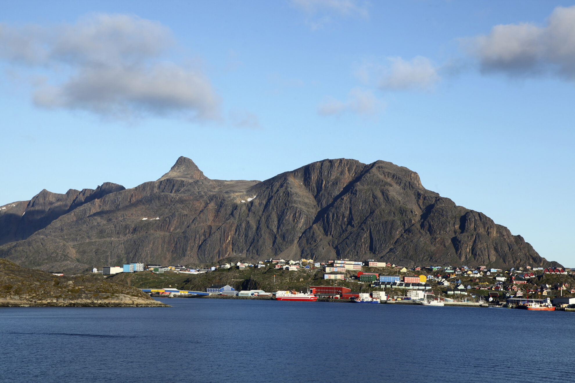 shutterstock 662857228 groenland sisimiut kuestejpg 3668171