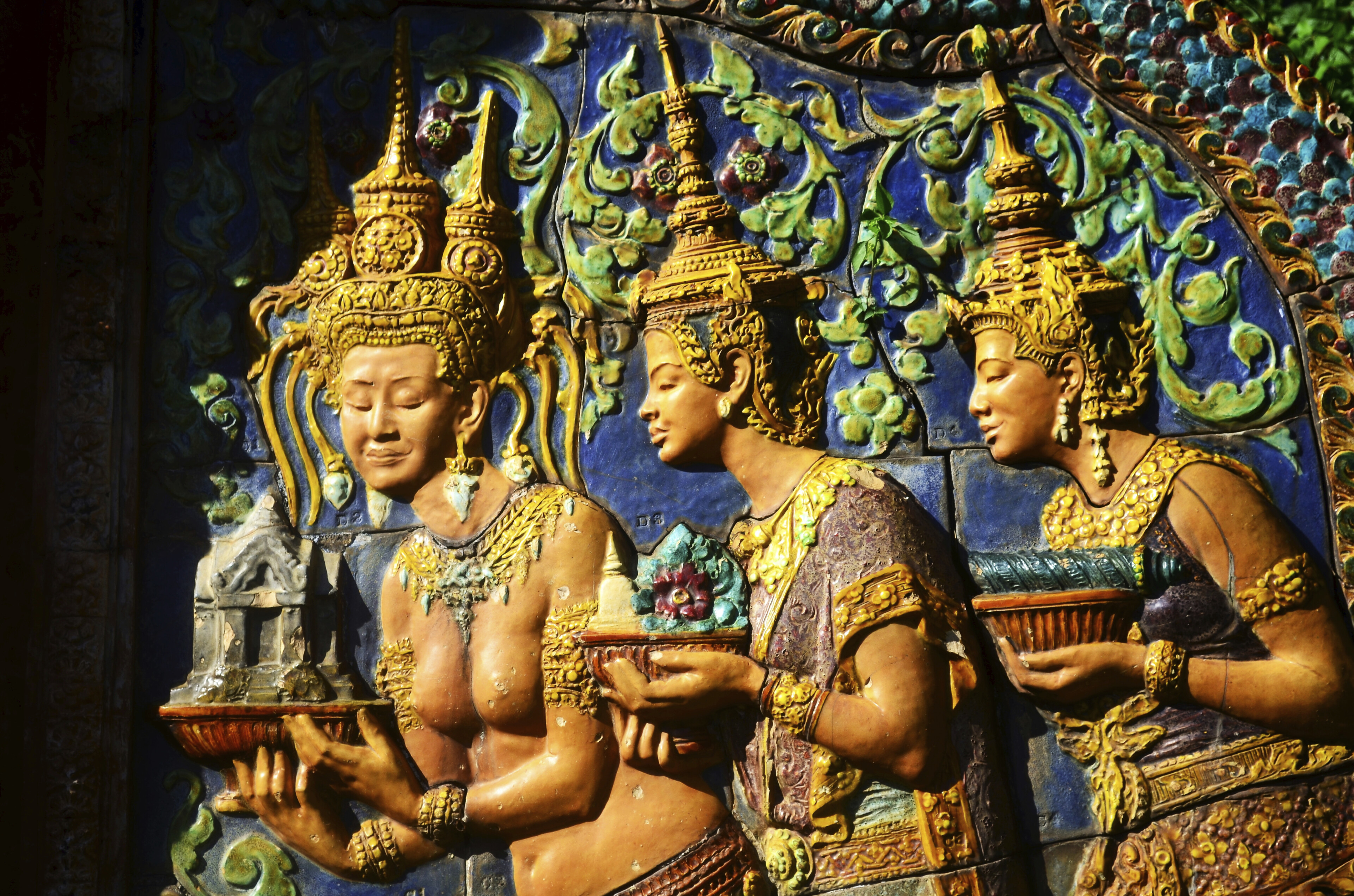 shutterstock 788615806 kambodscha phnom penh wat phnom tempel reliefjpg 3745499